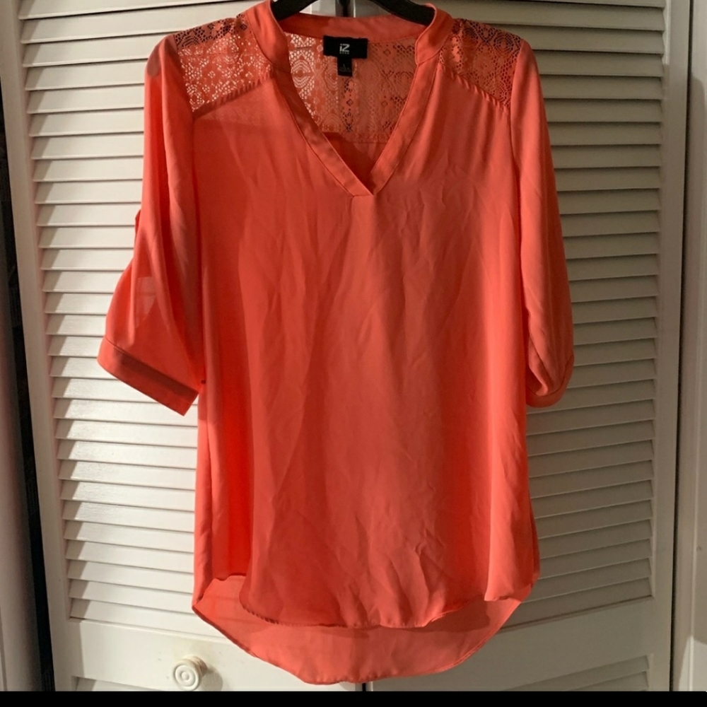 ☀️ Dressy 3/4 length blouse